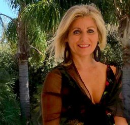 Raffaella Lovreglio