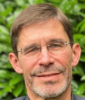 J.Leon Kenemans