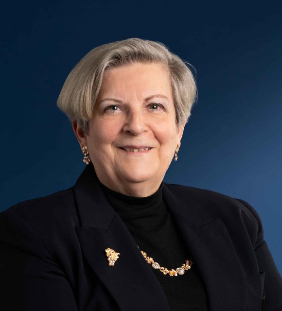 Monique Lacroix