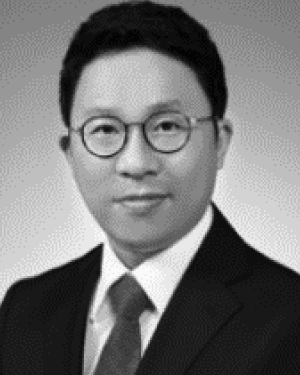 Seung Hwan Lee