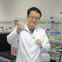 Shuai Li