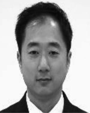 Ui-Hyoung Lee