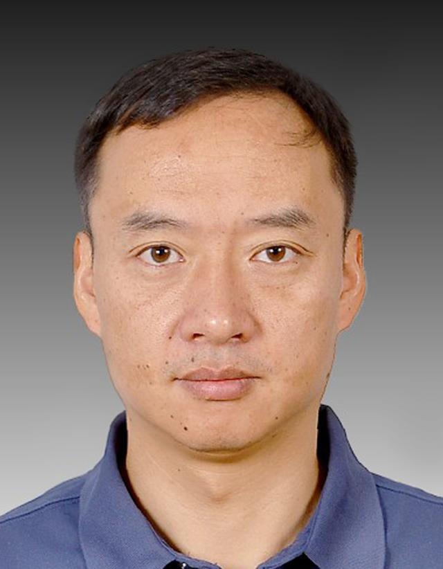 Huafeng Tang