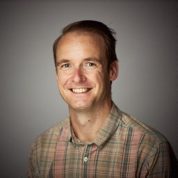 Andrew D Foers