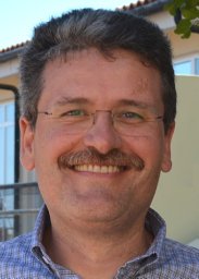 Dimitris Papazoglou