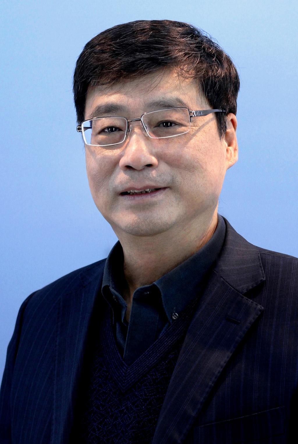 Baiqu Huang