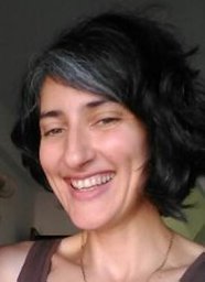 Joana E. Coelho