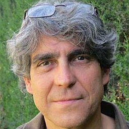 James Castelli-Gair Hombría