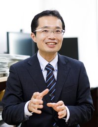 Toju Hirokazu