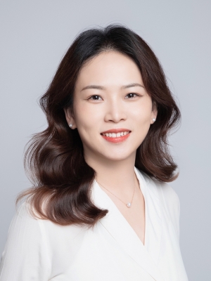 Yiwen Zhang