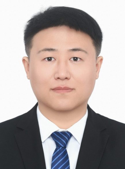 Qinggang Wang