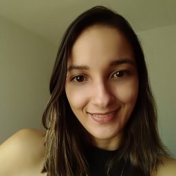Jessenia M Robledo