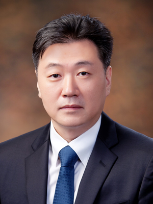 Min-Suk Rhee
