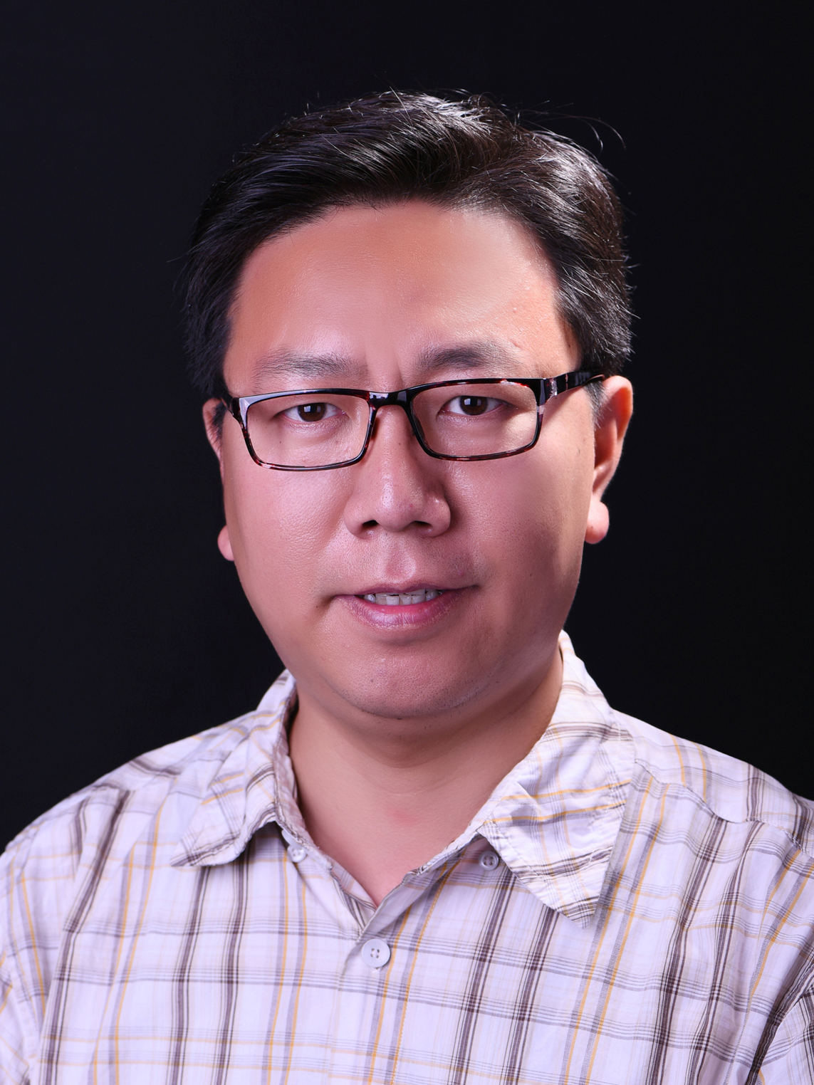 Duyang Zang