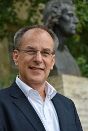 Uwe Cantner