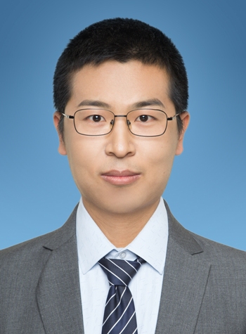 Yongli He