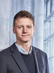 Stefan O Reber