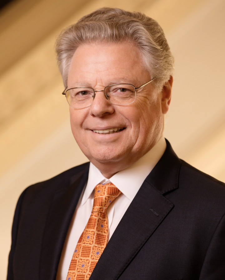 Andreas C Cangellaris