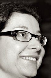 Andrea Puhar