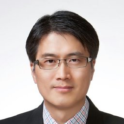 Joo Young Hwang
