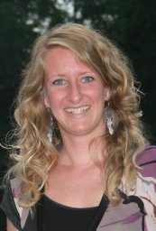 Linda J W Bosch