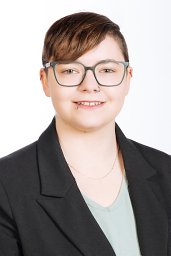 Madeleine Steeds