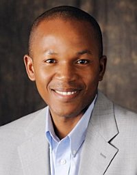 Kofi P. Adragni