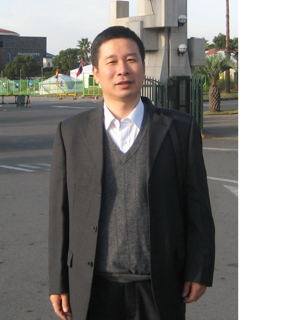 Degui Zhu