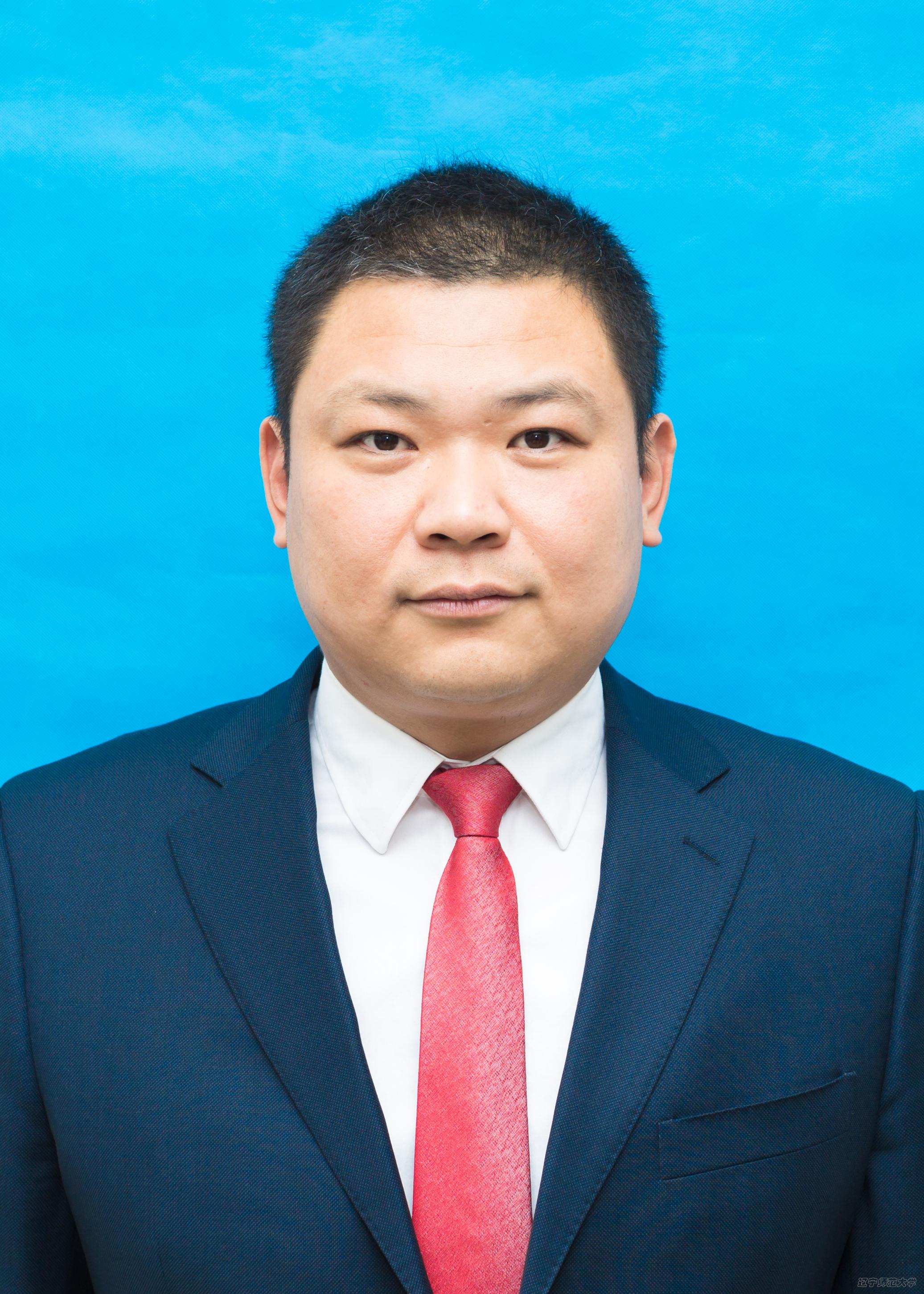 Yinglun Han