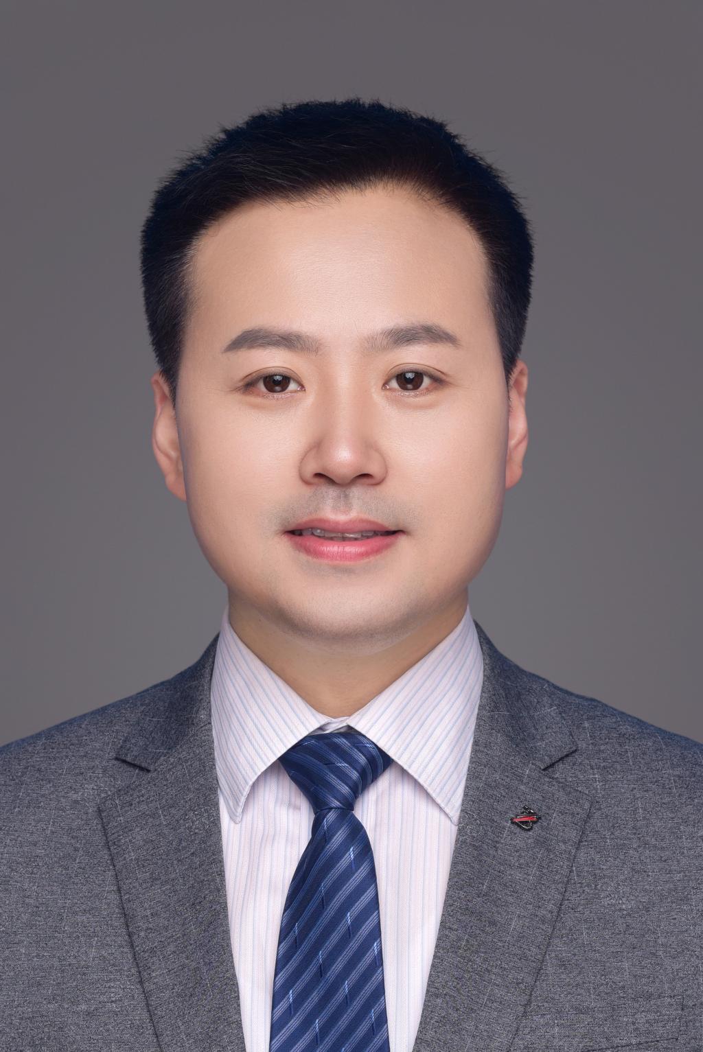Xinwang Liu