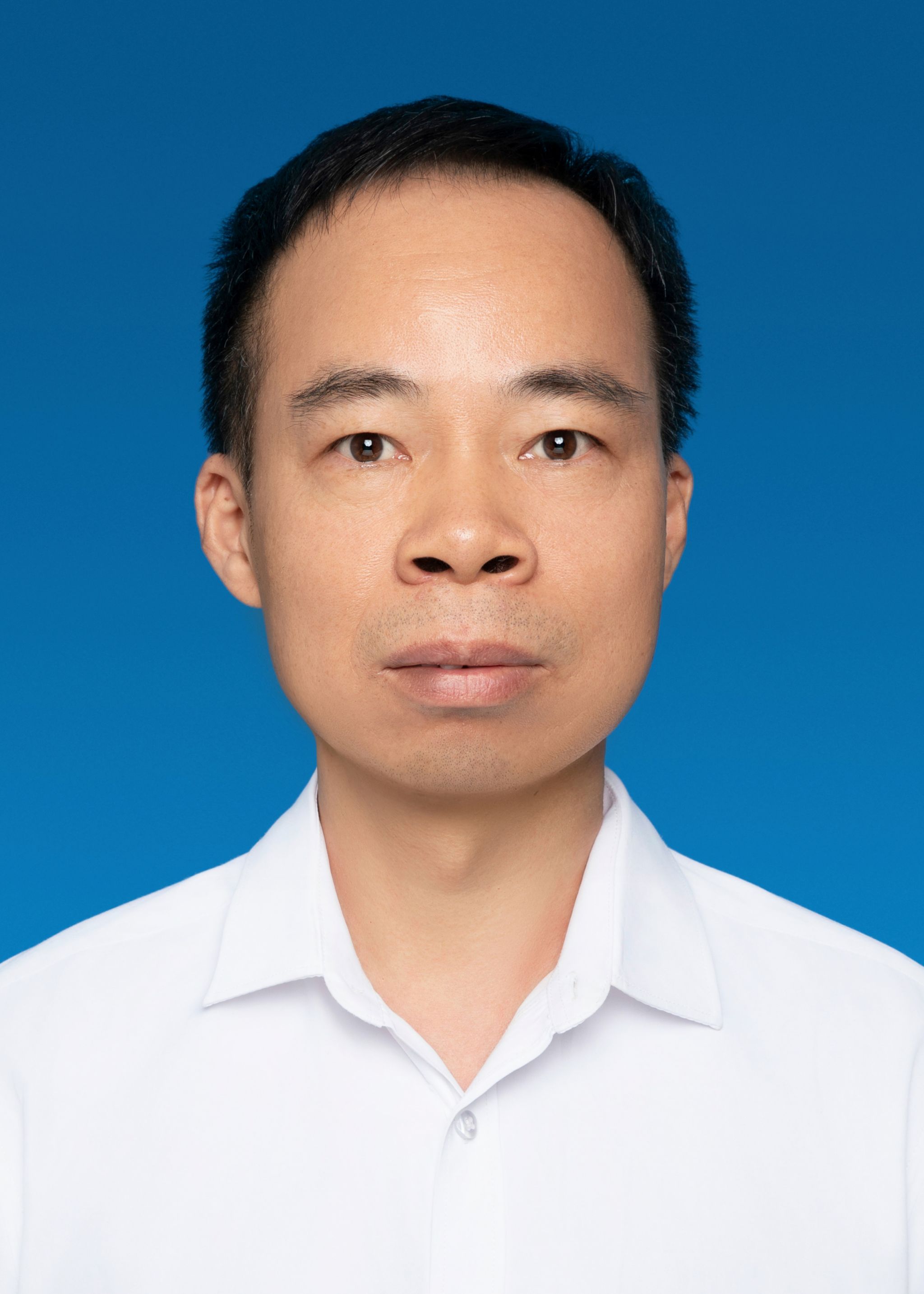 Zhenghong Lin