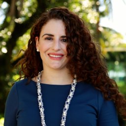 Fernandez Cristina A