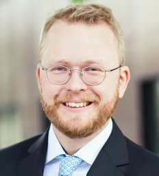 Rasmus B Holländer