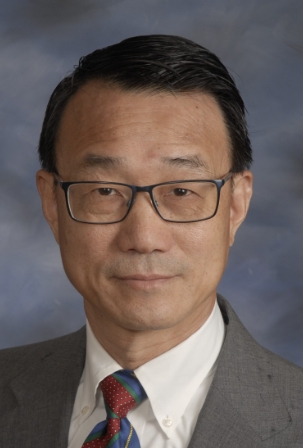 Jianguo Lu