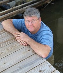 R Michael Akers