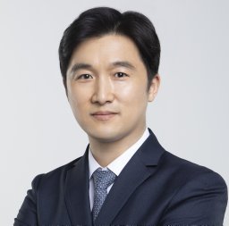 Changbum Ahn