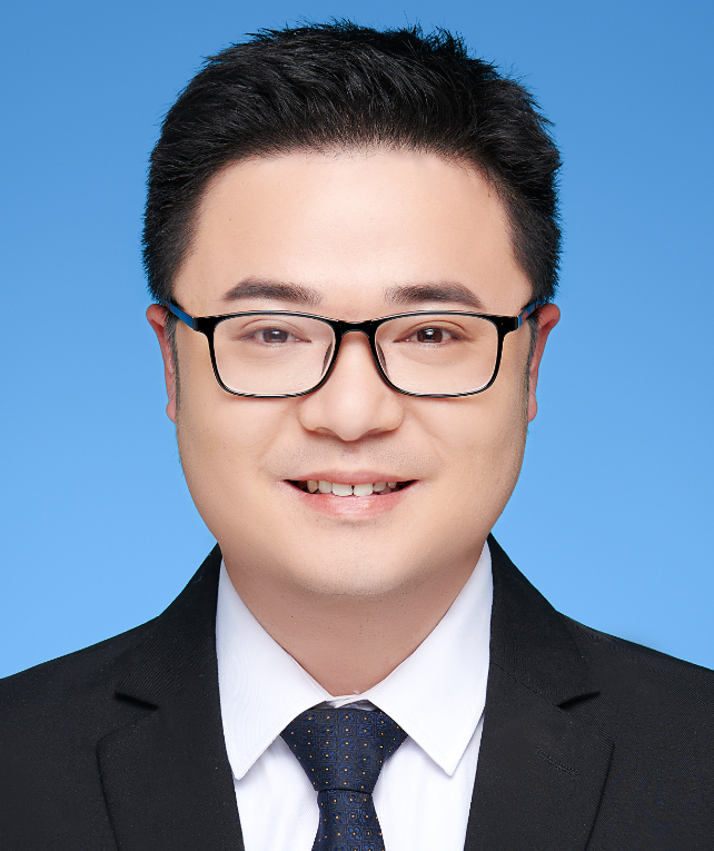 Yunlong Zhang