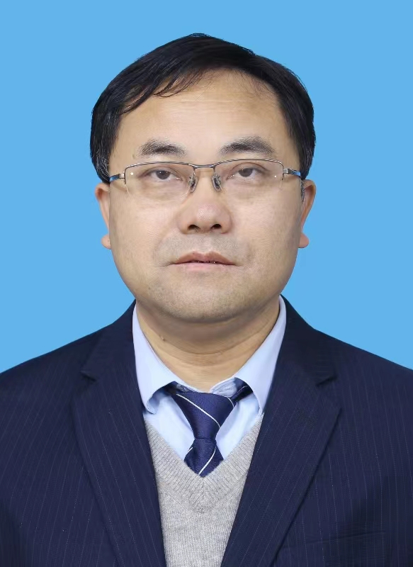 Junqiu Li