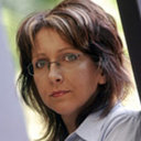 Sandra C Jones