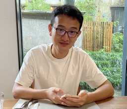 Junyi Guan