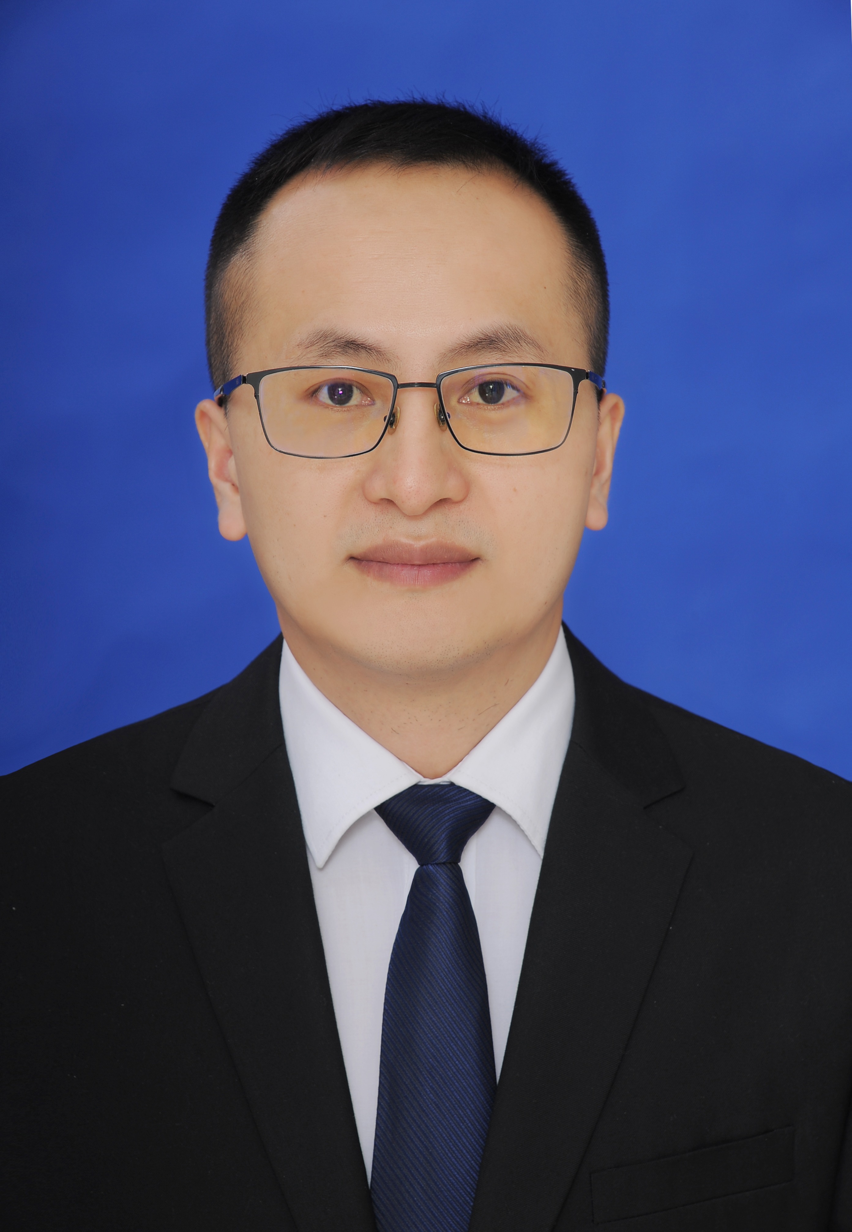 Zhili Wang