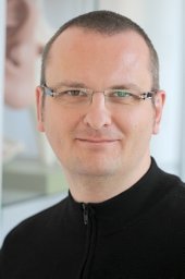 Joerg Bitzer