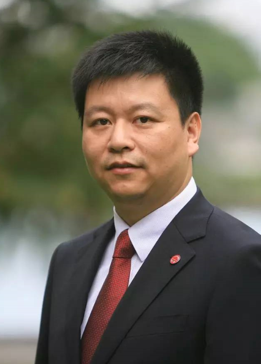 Junqi Shi