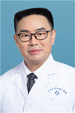 Quanyong He