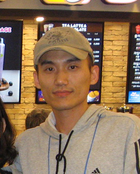 Dapeng Xu
