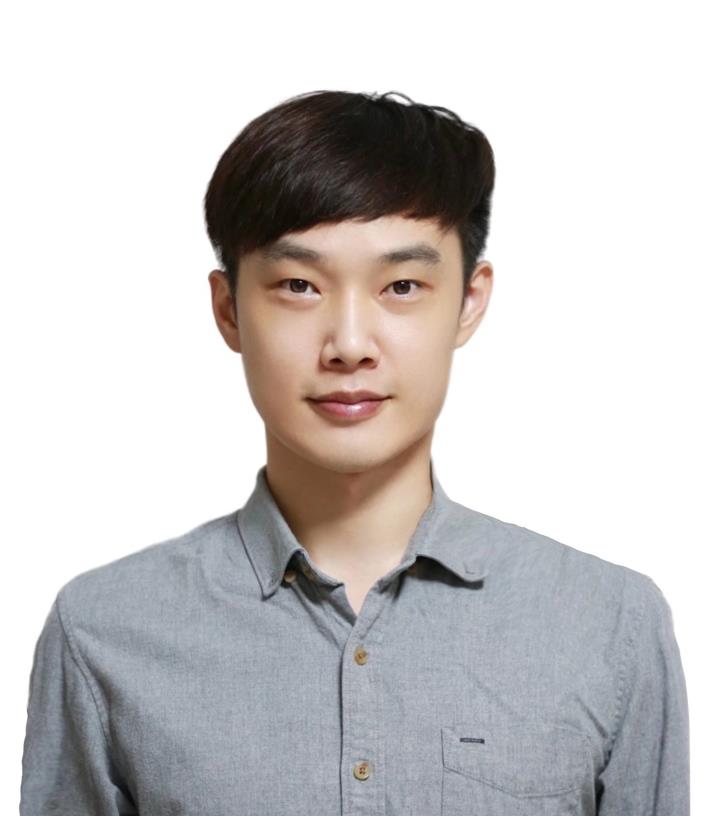 Yuexiang Li