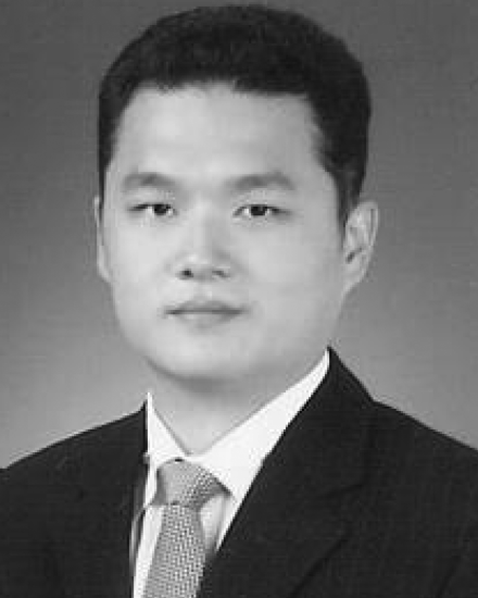 Hong-Sik Shin