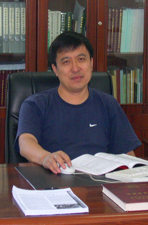 Xiaoqiang Yan