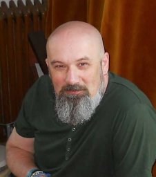 Viktor R. Tóth
