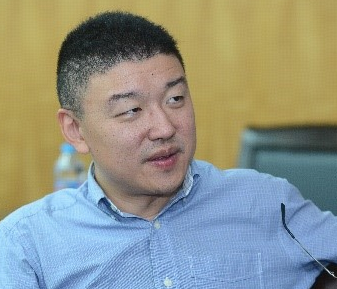 Junhua Wang
